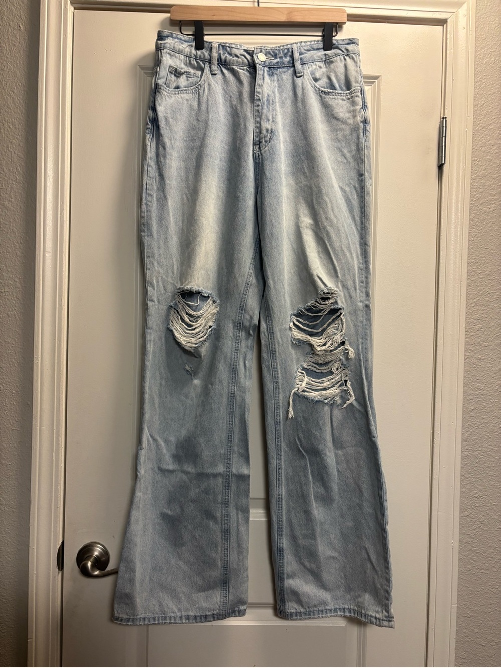 Vervet High Rise Flare Jeans #V2478 Light Wash Distressed Light Blue Womens Sz30